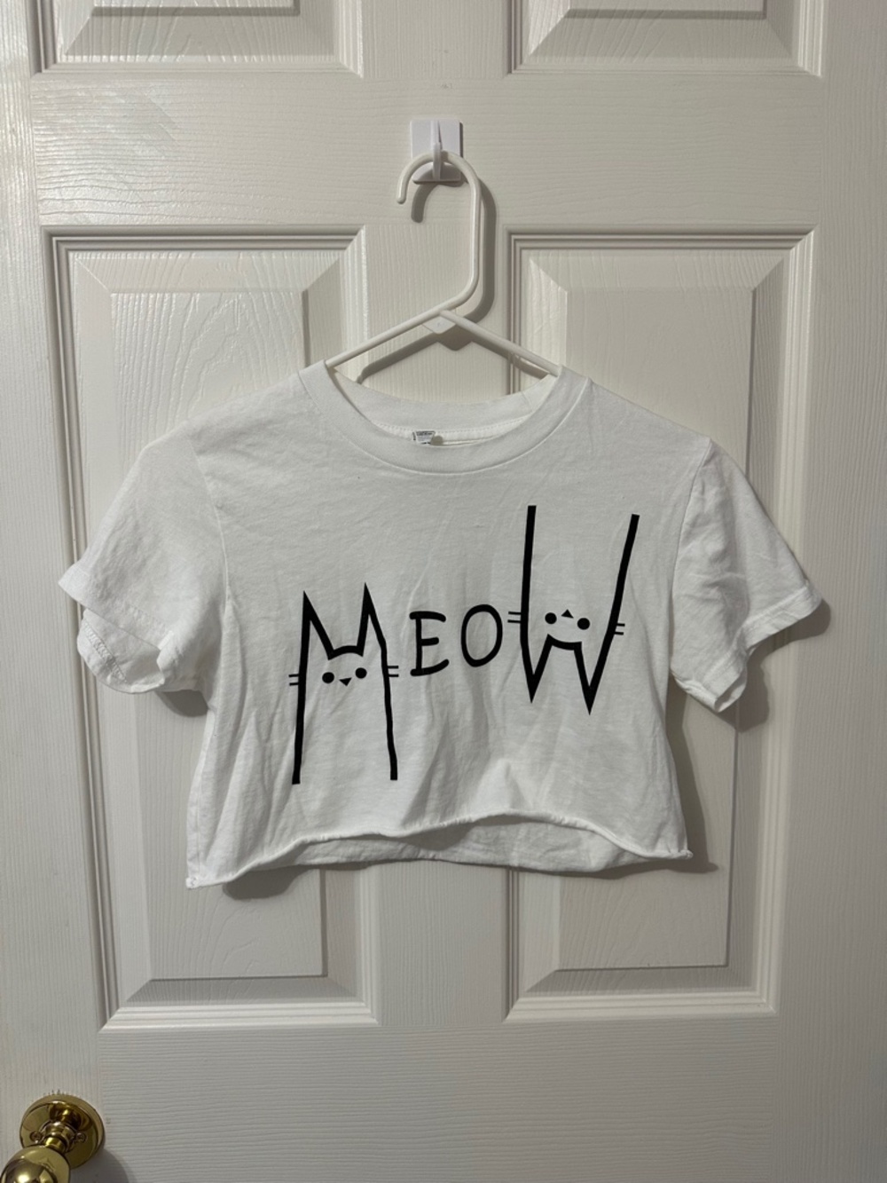 White 100% Cotton Crop Top That Spells Meow (Size Small) - Picture 2 of 5